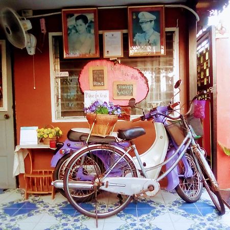 Ban Kru Ae Mixed Dorm Bed & Breakfast Bangkok Dış mekan fotoğraf